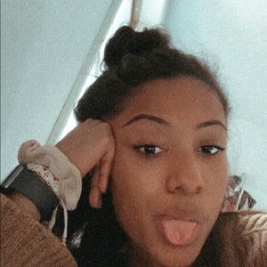 Meet your Posher, Dez